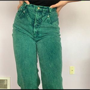 Vintage high-waist green jeans